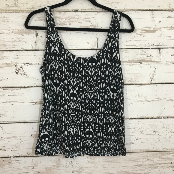 Volcom Black and White Skull Tank - Picture 4 of 9